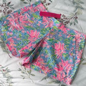 NWT Lilly Pulitzer Women's Tropical Floral pull on Shorts